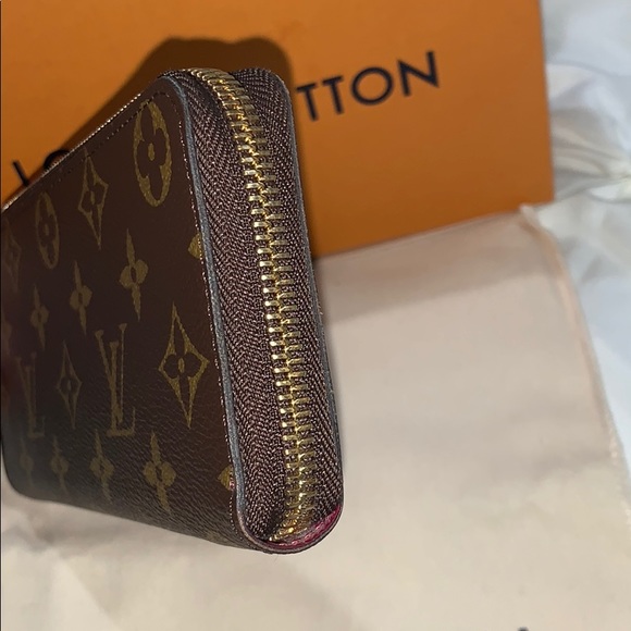 ❌SOLD❌ Louis Vuitton Clemence Wallet - Picture 5 of 12